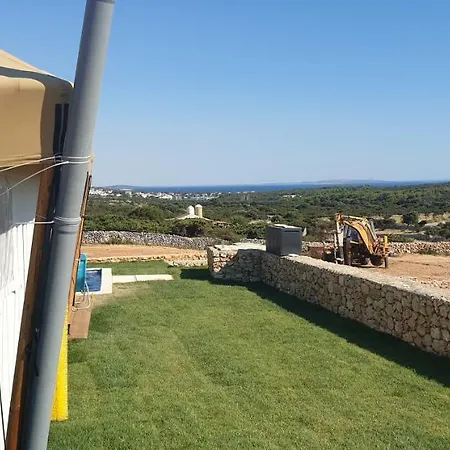 Luxusní stan Larah Land 4 Star Glamping Adria *