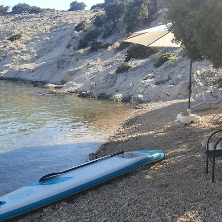 Larah Land 4 Star Glamping Adria * Simuni
