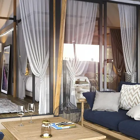 Larah Land 4 Star Glamping Adria